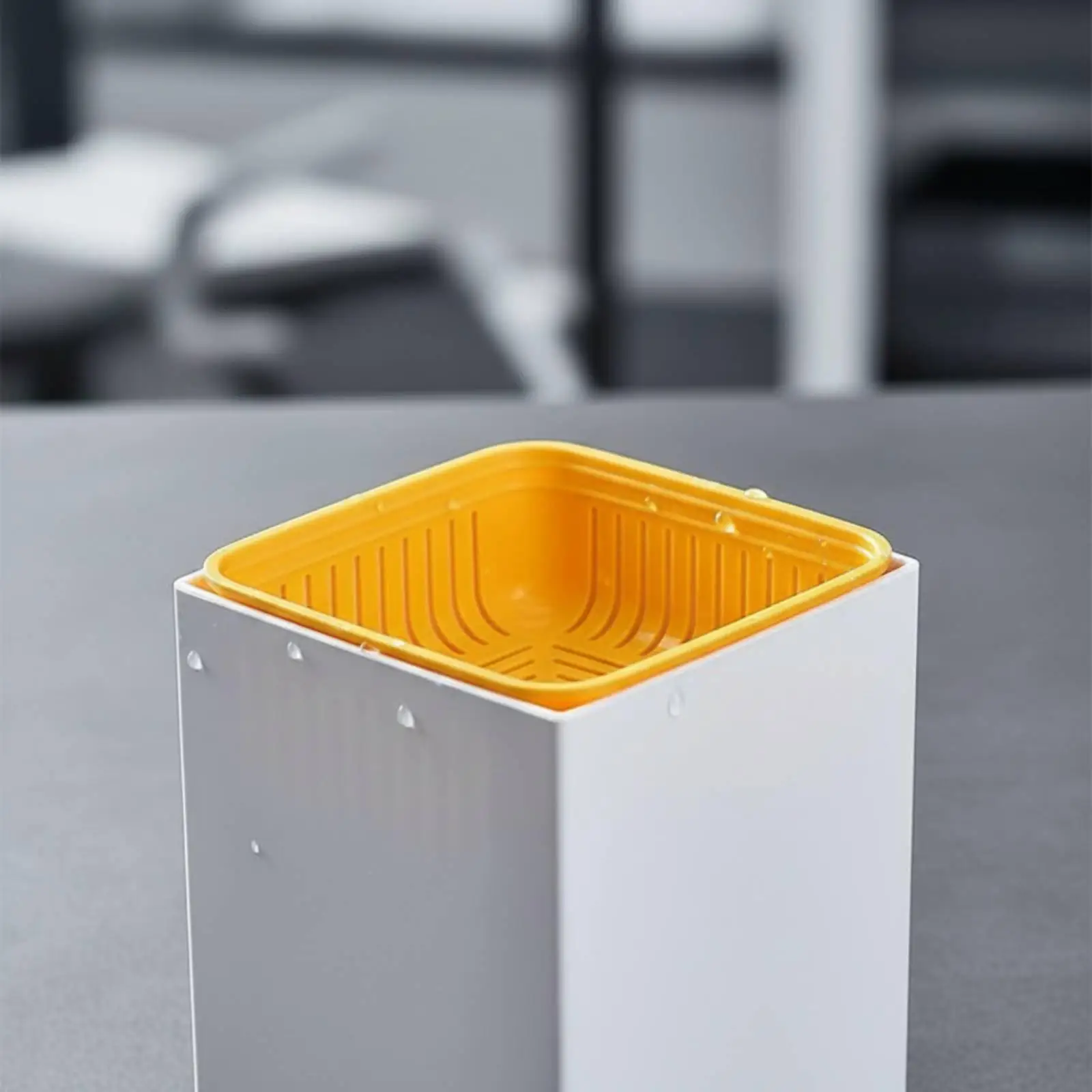 Residue Bucket with Removable Strainer Tea Residue Bin Compact Waste Container for Desk and Tray