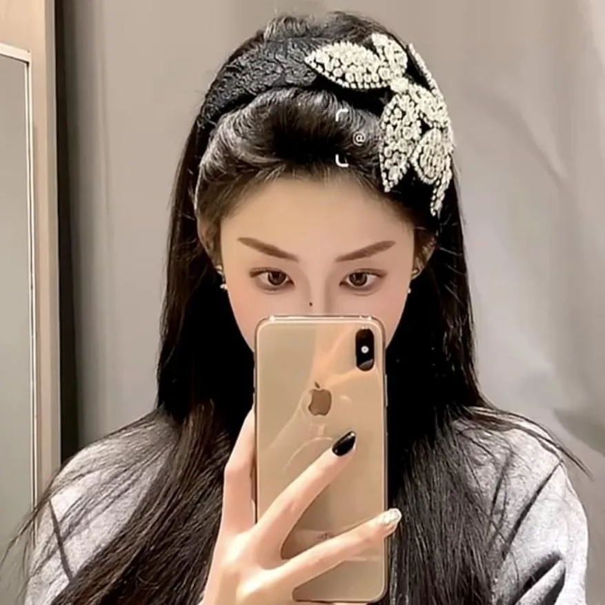 

Французско-корейская версия: новая модная элегантная изысканная ретро-заколка с бантом и стразами, аксессуар для волос в стиле легкой роскоши.