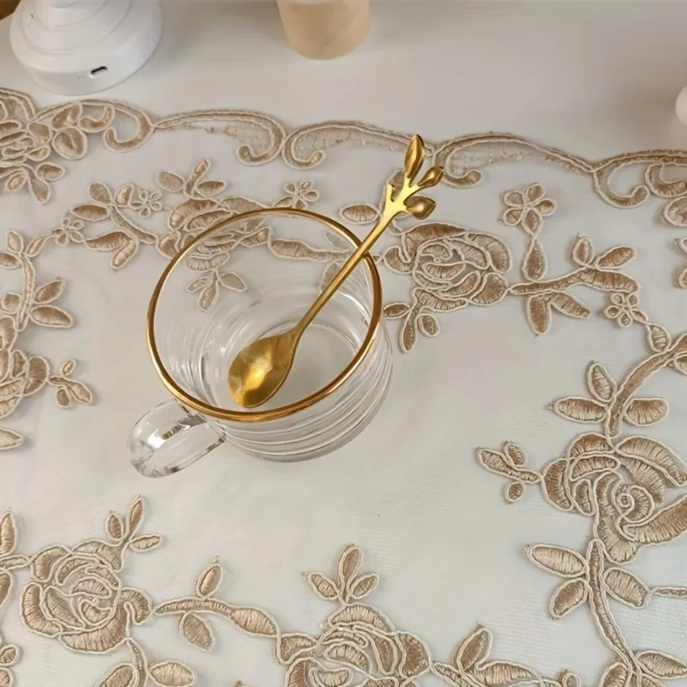 Light Luxury Polyester Lace Placemat Rectangular French Retro Style Decorative Dust Cover Embroidered Dining Mat Vase Mat