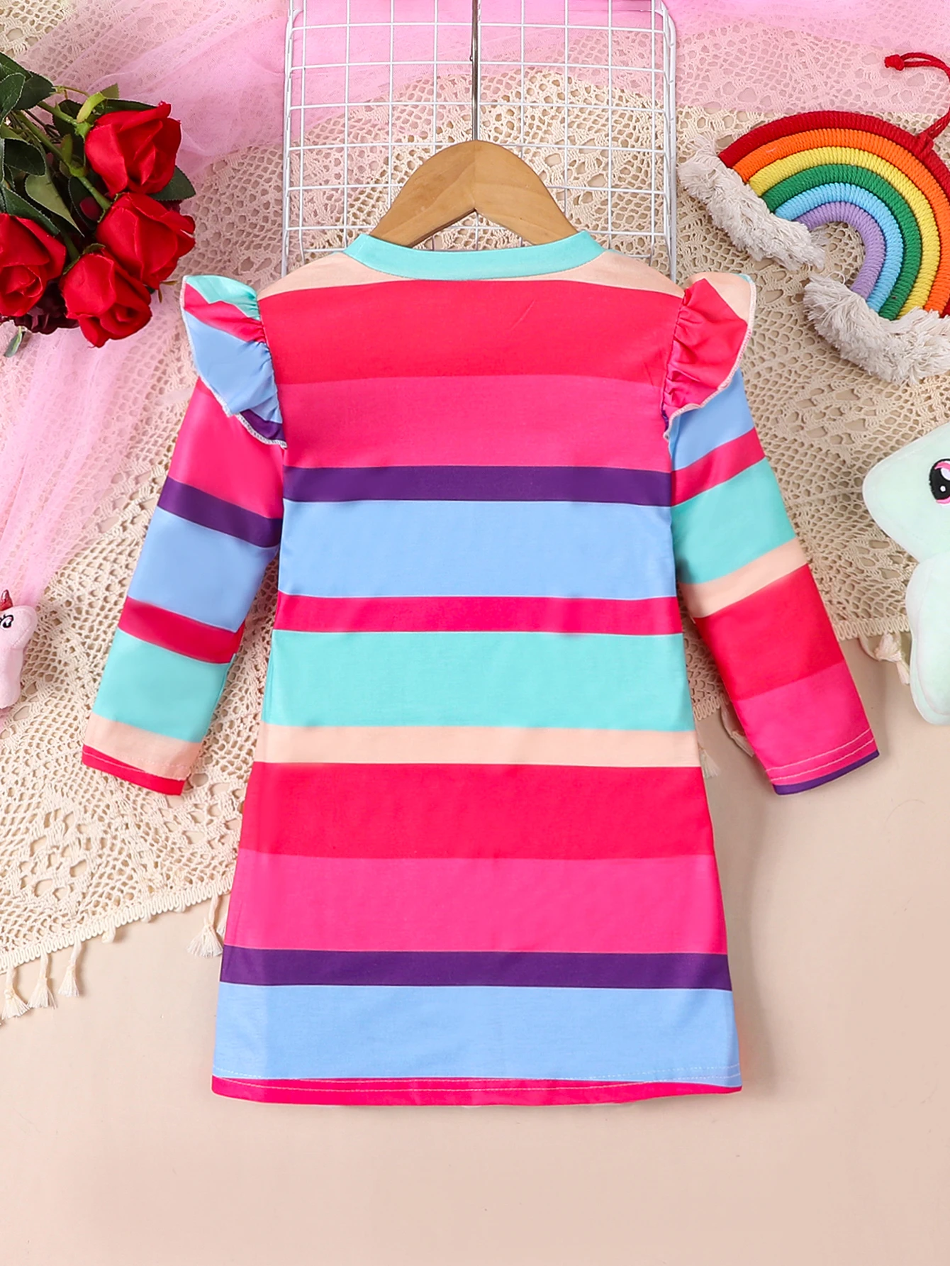 Spring and Autumn Girls Fashion Casual Cartoon Unicorn Printed Knitted Fabric Round Neck Long sleeved Dress