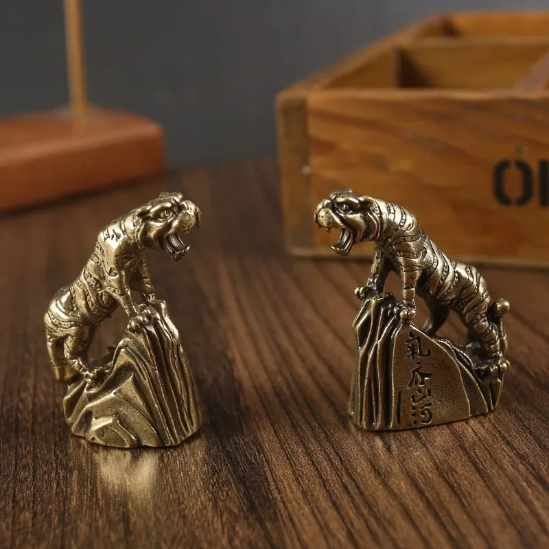 Brass Momentum Powerful Fierce Tiger Antique Style Accessories Home Office Desktop Tea Pet Crafts Decoration Festivals Gifts