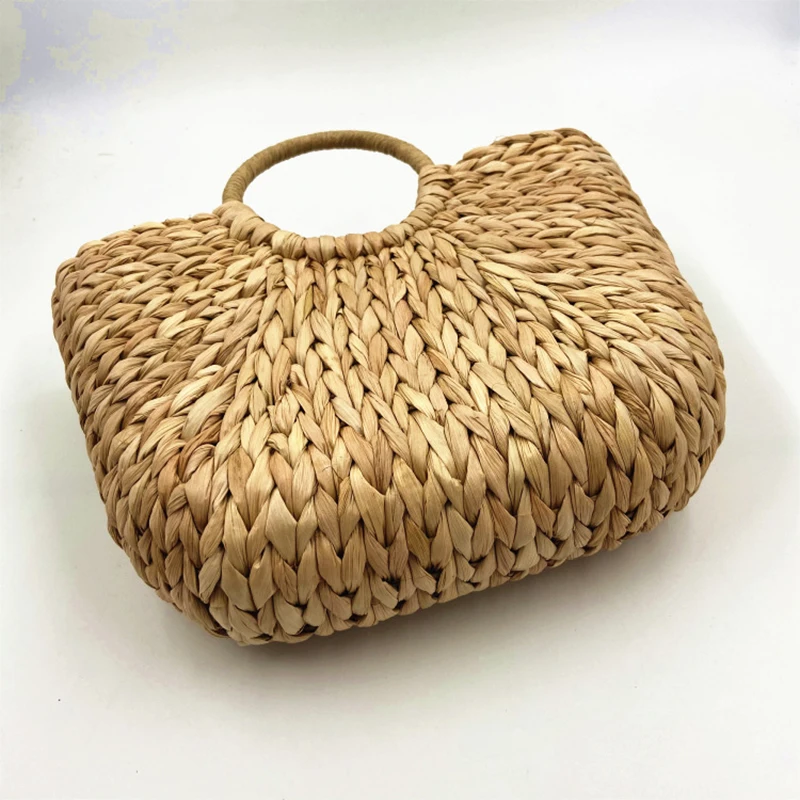 New Straw Bag Women Hand-Woven Hollow Handbag Moon Shape Rattan Bag Big Capacity Handbag Casual Travel Beach Bag