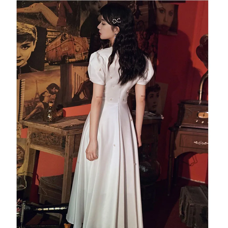 N11158 Vintage Full Sleeve Wedding Dresses Fashion Women Gown Princess V-Neck Beads Satin Prom Robe Girl Wedding Party Dress