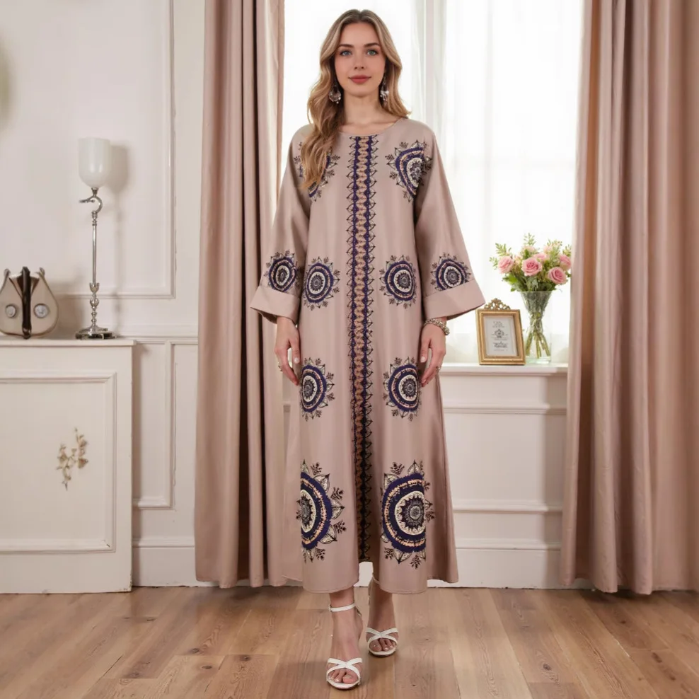 

New Muslim Women's Clothing Muslim Abaya Women's Long Dress Ethnic Printed Beaded Fashion Muslim Clothes Islam Elegant