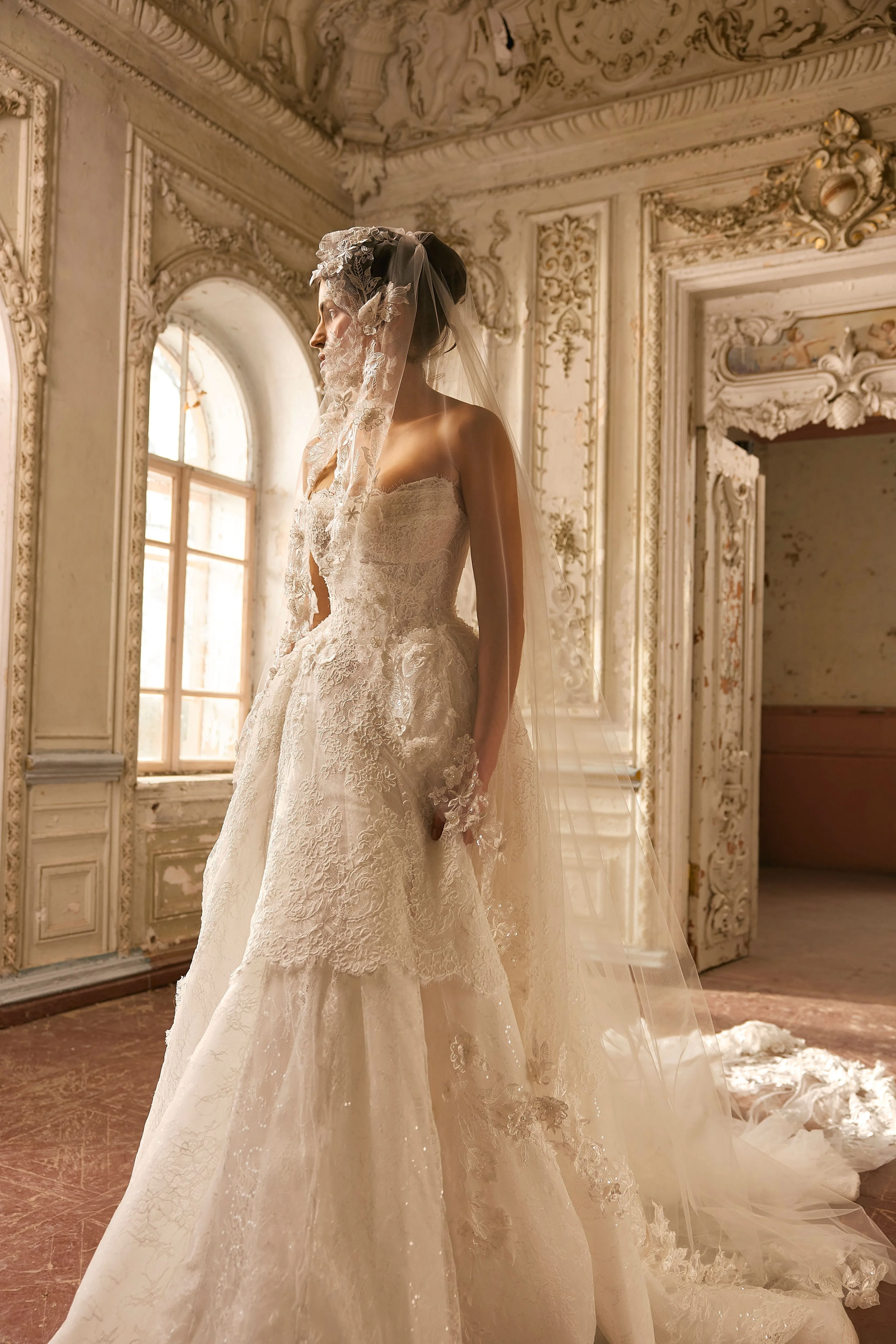 Romantic Cathedral Wedding Veil Single Tier Floral Appliques Beaded Sequins Long Bridal Mantilla Custom Luxury Tulle Bride Veils