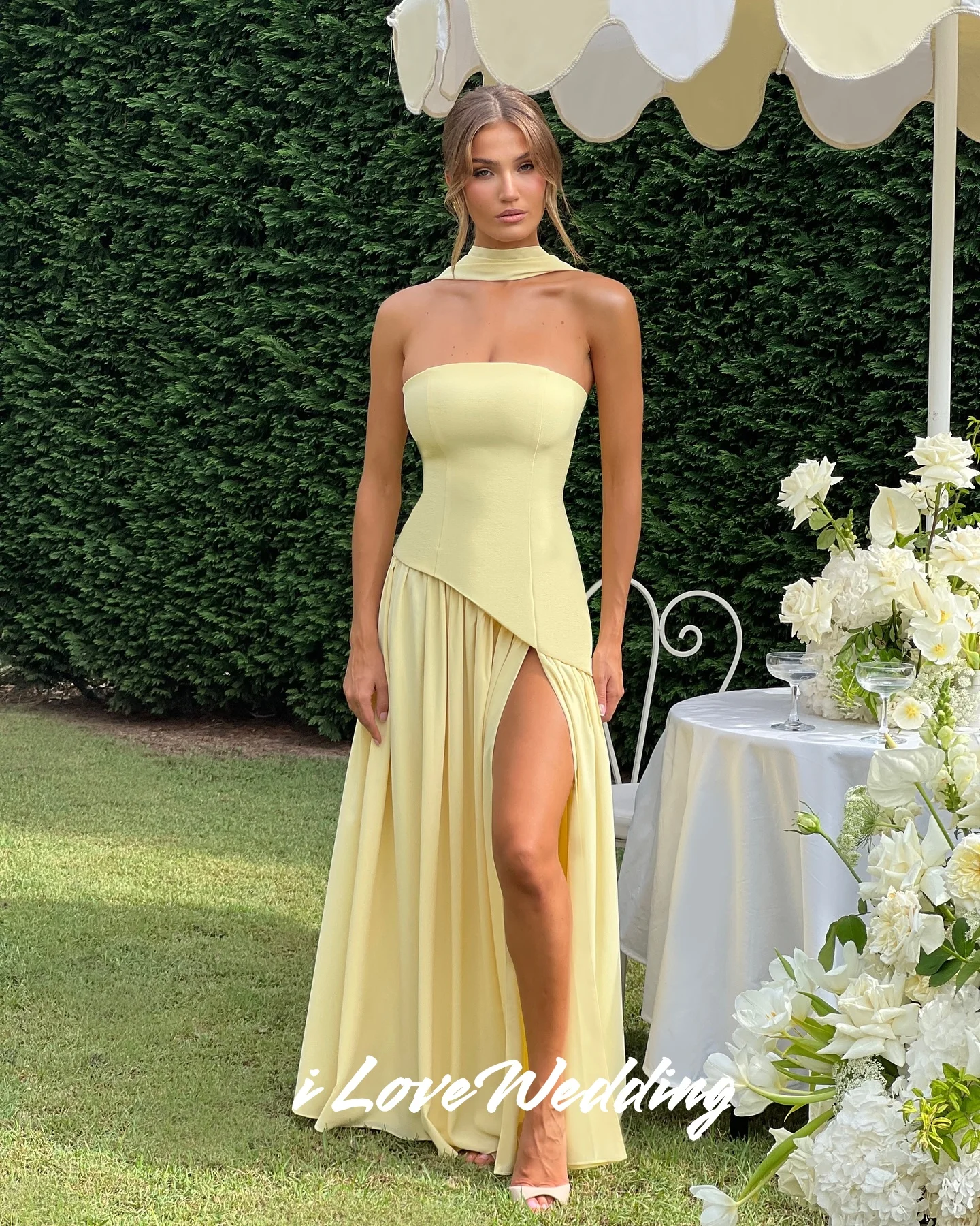 

Yellow Strapless Evening Dress 2025 Sleeveless A-Line Side Split Prom Dresses Floor-Length Pleat Wedding Party Dress Customized