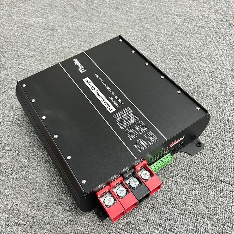 Carregador inteligente três em um de 12V AC, DC e MPPT para RV DC 30a AC 20A Carregador de bateria