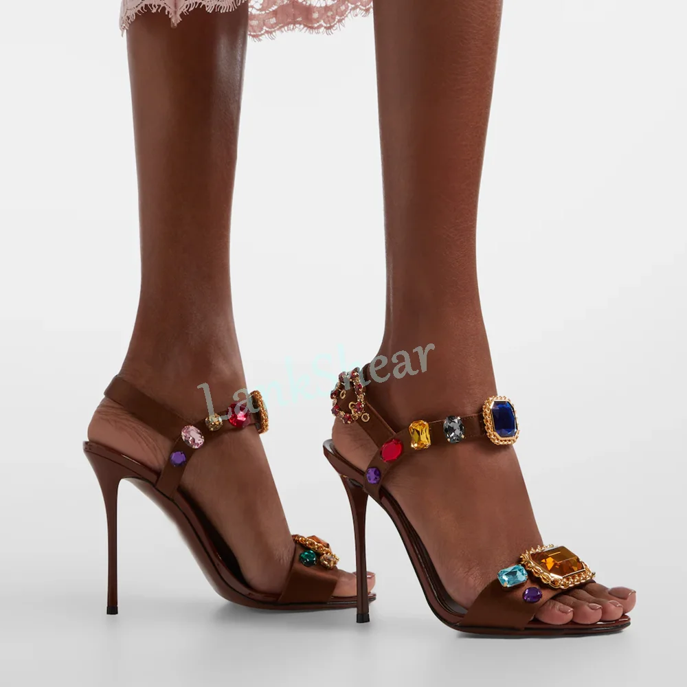 Luxuriöse Edelstein-Dekor Sandalen Stiletto High Heel Knöchelriemen Sexy Mode Damenschuhe für Bankett Party Laufsteg 2026