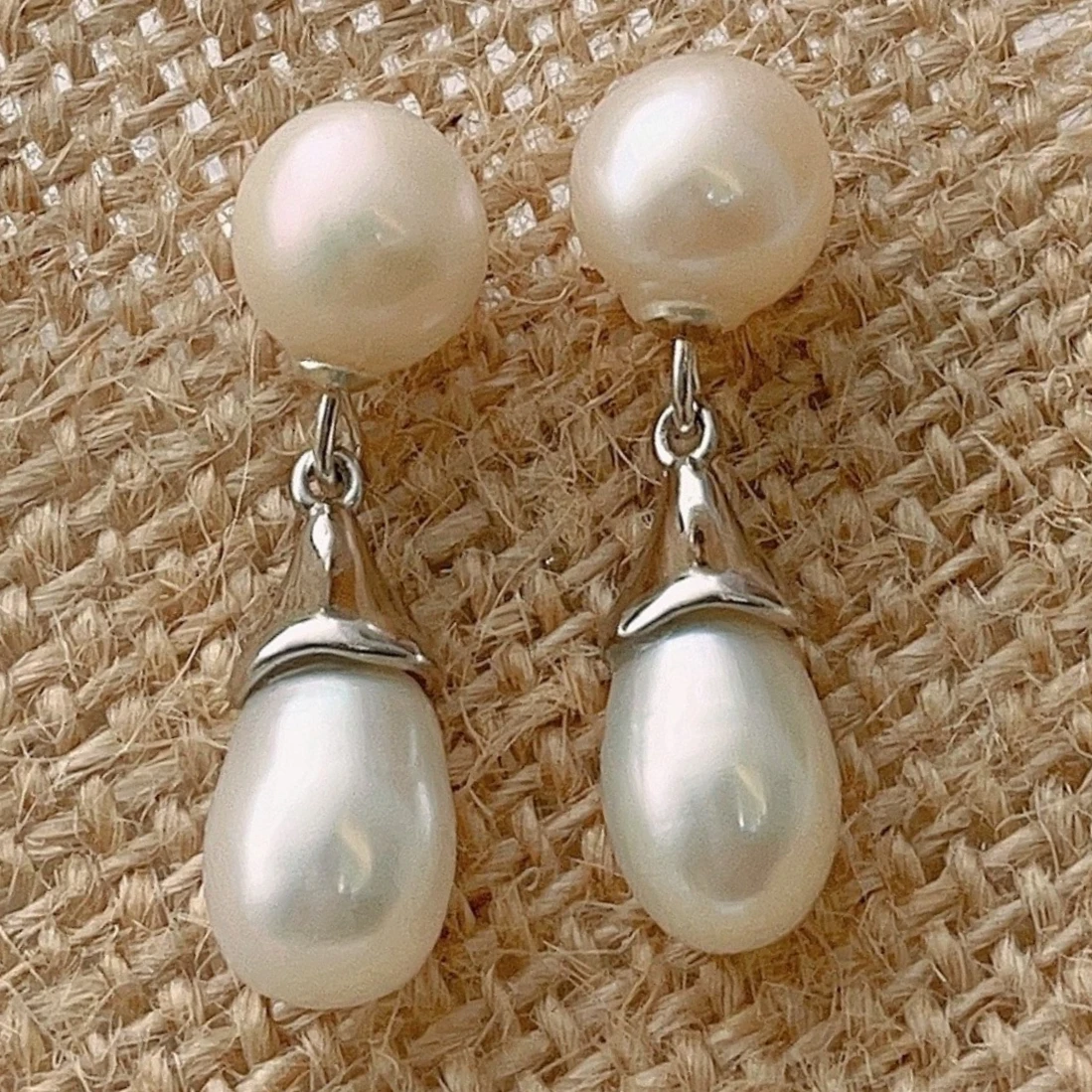 

Natural Freshwater Pearl Stud Earrings 5mm S925 Sterling Silver