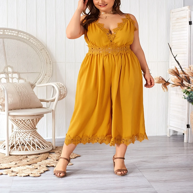 

Summer new plus-size suspender casual jumpsuit 5XL 6XL 7XL quality fashion ladies sexy V-neck zipper lace jumpsuit.