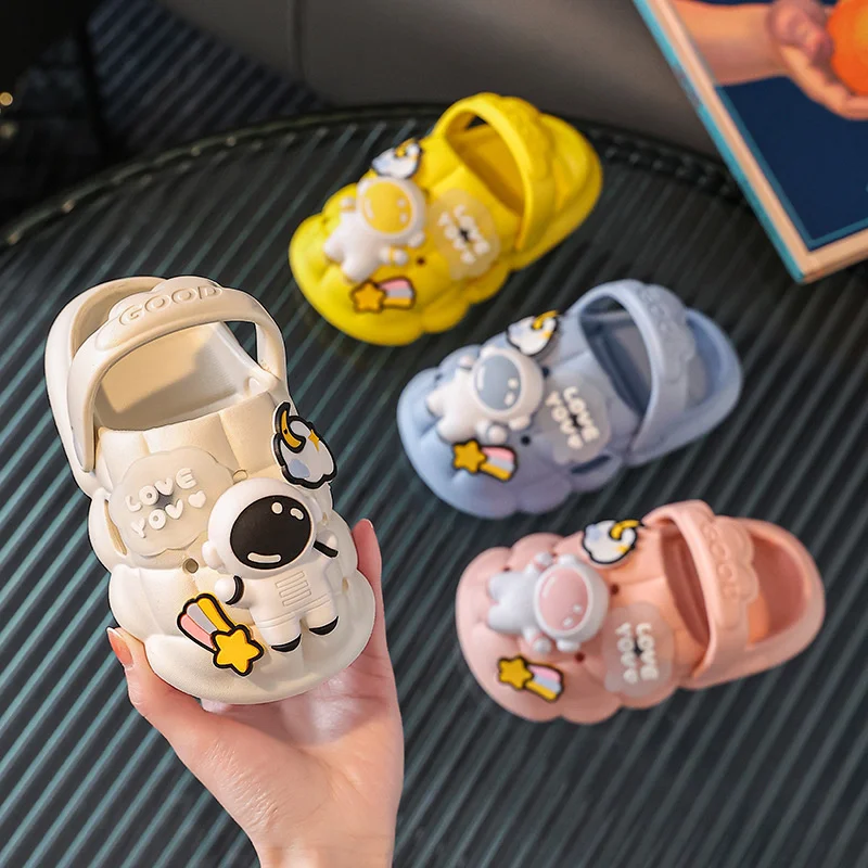 Summer Children's Slipper Kids Sandals for Boys Cartoon Astronaut Waterproof Beach Garden Shoes Baby Girls Anti slip Hole Shoes