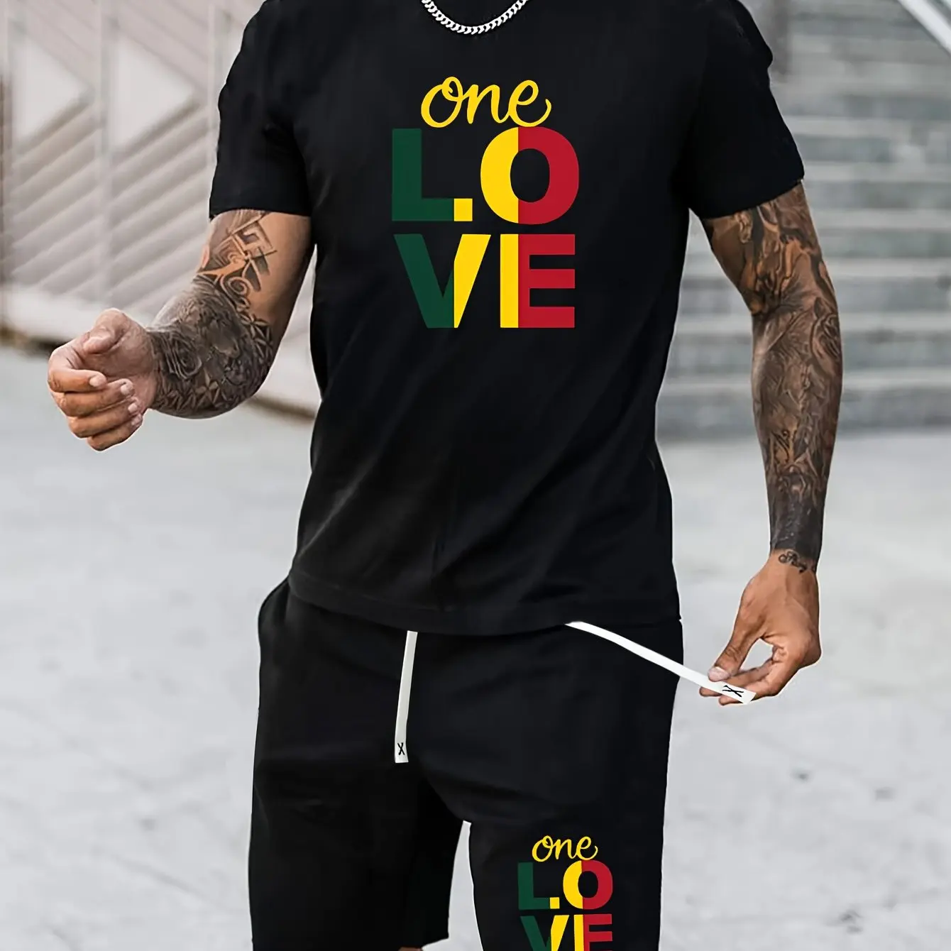 

Summer Hot Selling Men Printed Short Sleeved T-shirt Casual Shorts Set Men Leisure Set Printed Men Short Sleeved T-shirt Set