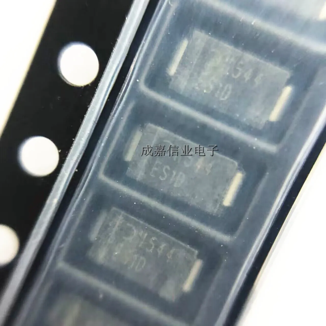 100pcs/Lot ES1D-13-F SMA DO-214AC MARKING;ES1D Diode Switching 200V 1A 2-Pin Operating Temperature:- 55 C-+ 150 C