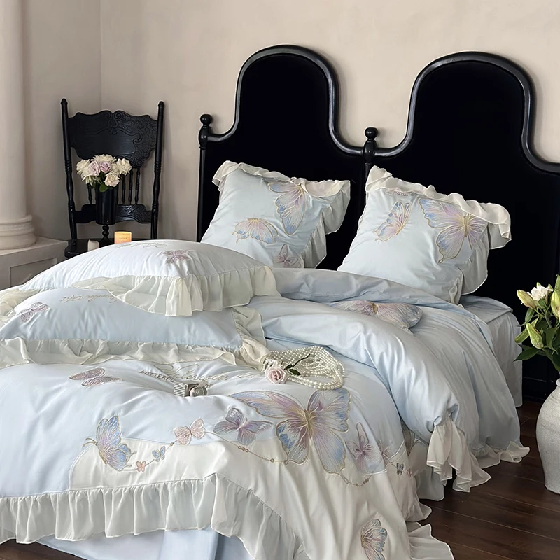 

Vintage French Lace Ruffles Butterfly Embroidery Bedding Set 100S Egyptian Cotton Duvet Coves Bed Sheet Fitted Sheet Pillowcases