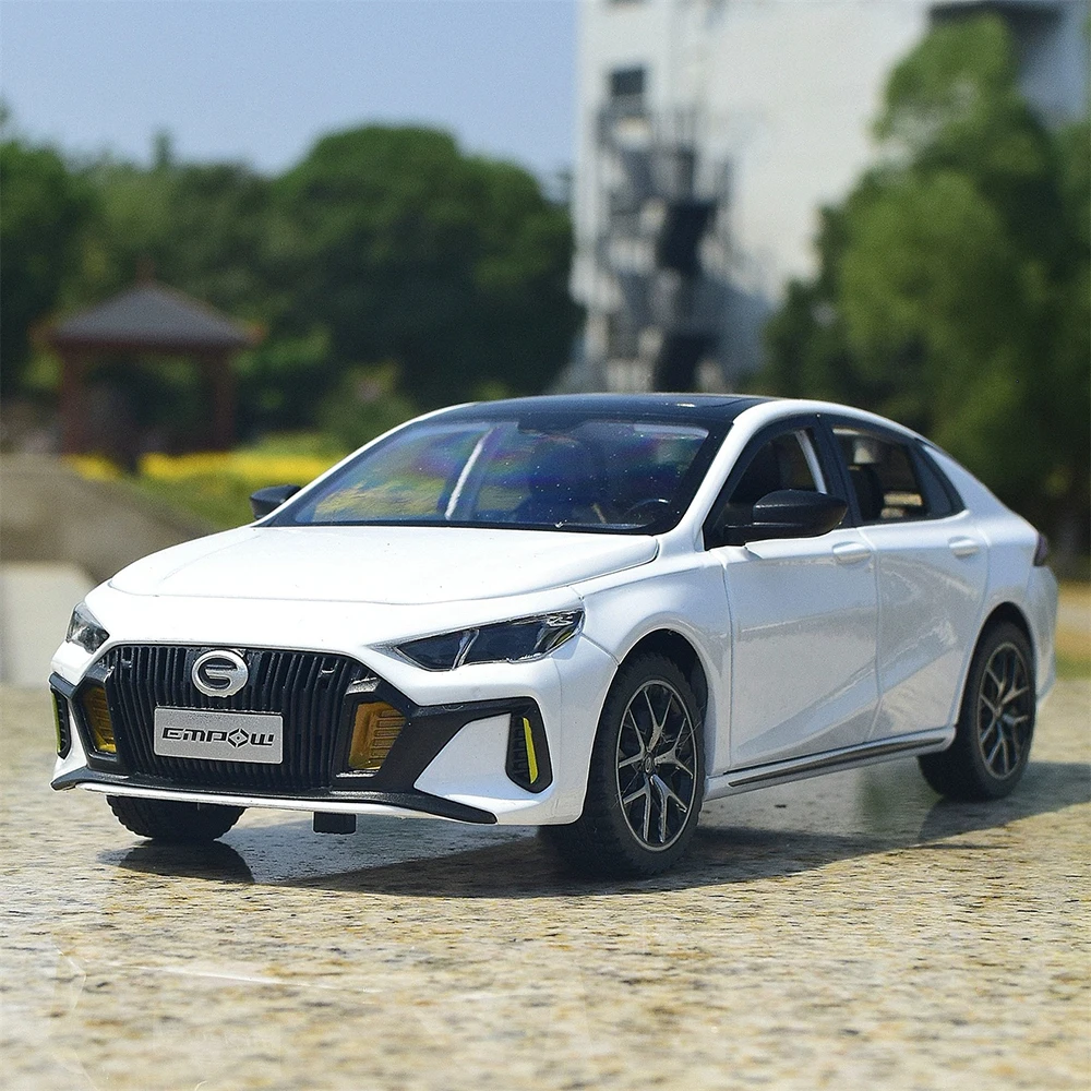 

1:24 EMPOW55 Hong Qi H9 Модель из сплава, игрушки, литой автомобиль, 6 дверей, открытый звук, свет, откат, миниатюрные автомобили для детских подарков