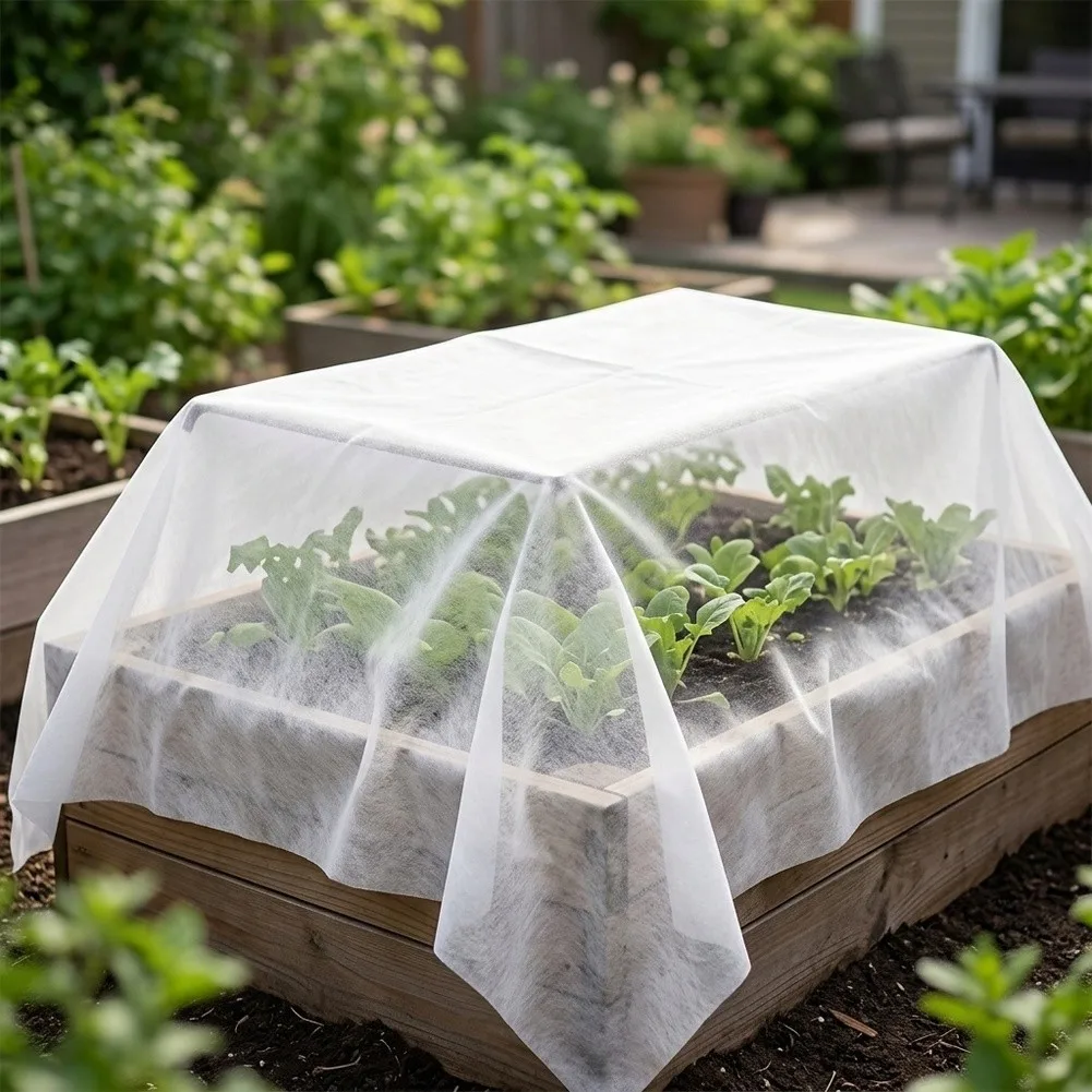 Green Breathable Non Woven Sun Shade Net Greenhouse Plant Cover UV-Resistant Cloth For Outdoor Indoor Farm Vegetable Gardening