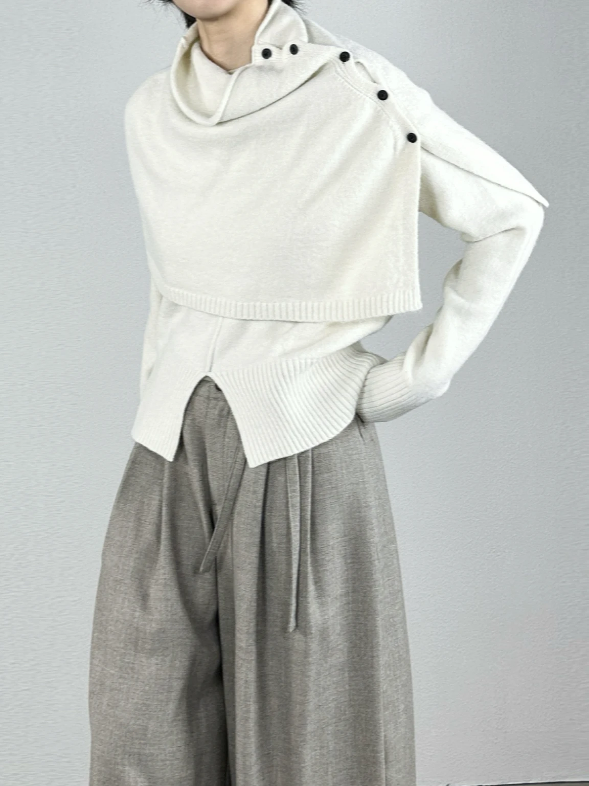 

Теплый уютный свитер с высоким воротником и пуговицами для женщин, нежный зимний модный повседневный вязаный тонкий нейлоновый свитер