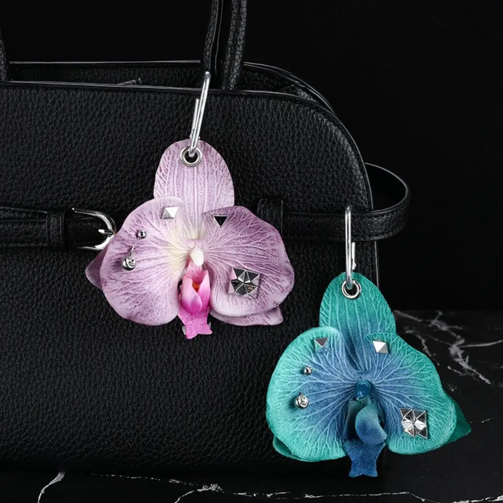 Phone Charms Phalaenopsis Orchid Keychain Puncture Rivet Leaves Imitation Flower Pendant Keyring Keychains Bag Pendant Couple