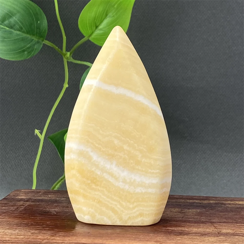 קישוט קריסטל צהוב טבעי קישוט קריסטל קוורץ ללא אנרגיה צורה חופשית לפיד תפאורה הביתה