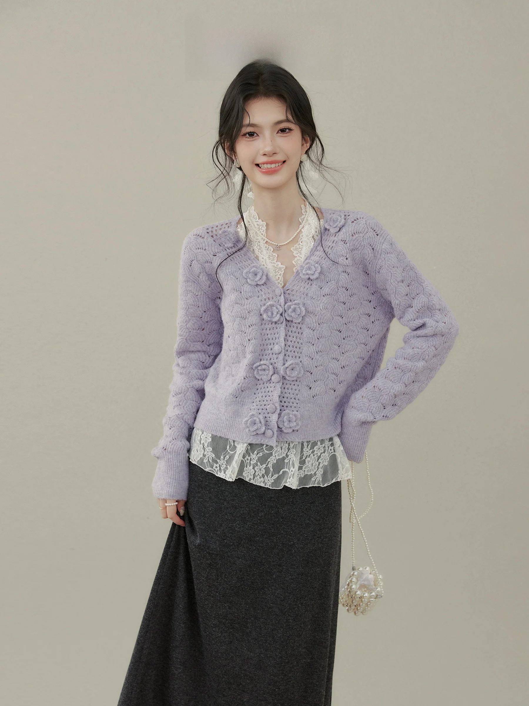 

Ele Purple Knitted Sweater Women's Loose Fit with 3D Rose Embelliment Autumn Winter Casual Sle V-Ne Long Sve