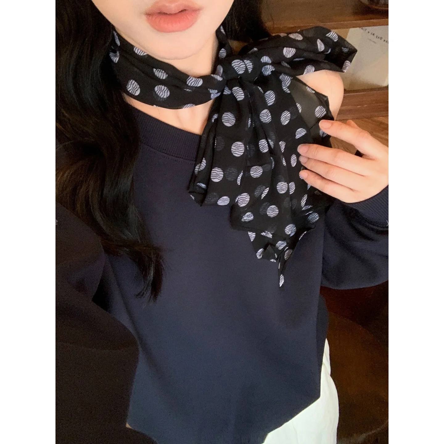 وشاح رقبة فني بنقاط بنية للنساء، طويل ومتعدد الاستخدامات، بأسلوب كوري عصري، إكسسوار موسمي للربيع والخريف