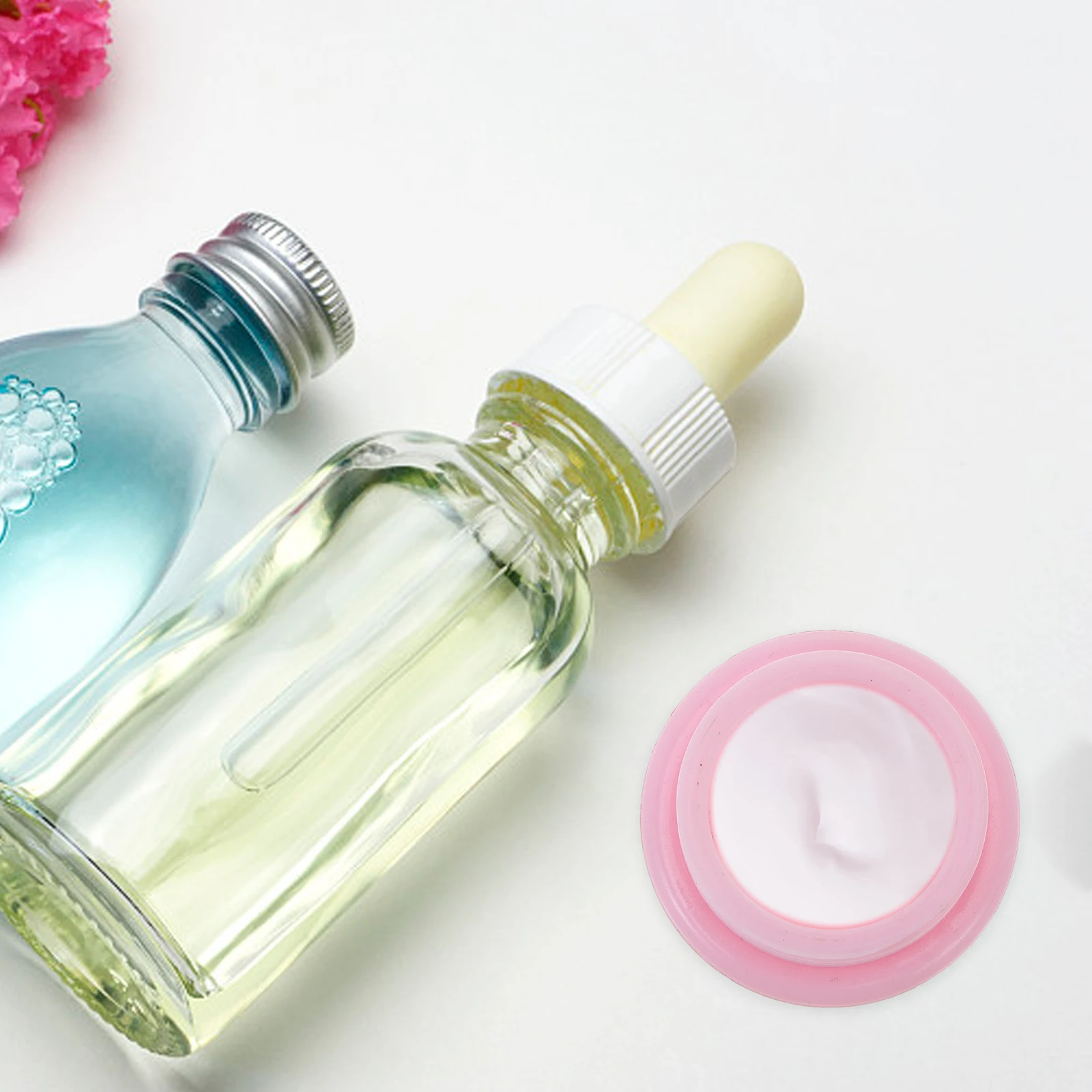 

4Pcs Mini Nail Polish Bottles Empty Plastic Jars for Nail Gel Glue Cream Containers Travel Storage Plastic Bottles