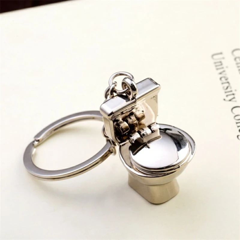 Novidade Halloween Metal Chaveiro, Gadgets engraçados, Fechar Stool Toilet piada Keychain, Paródia Prank, Crianças Chaveiro, Novo