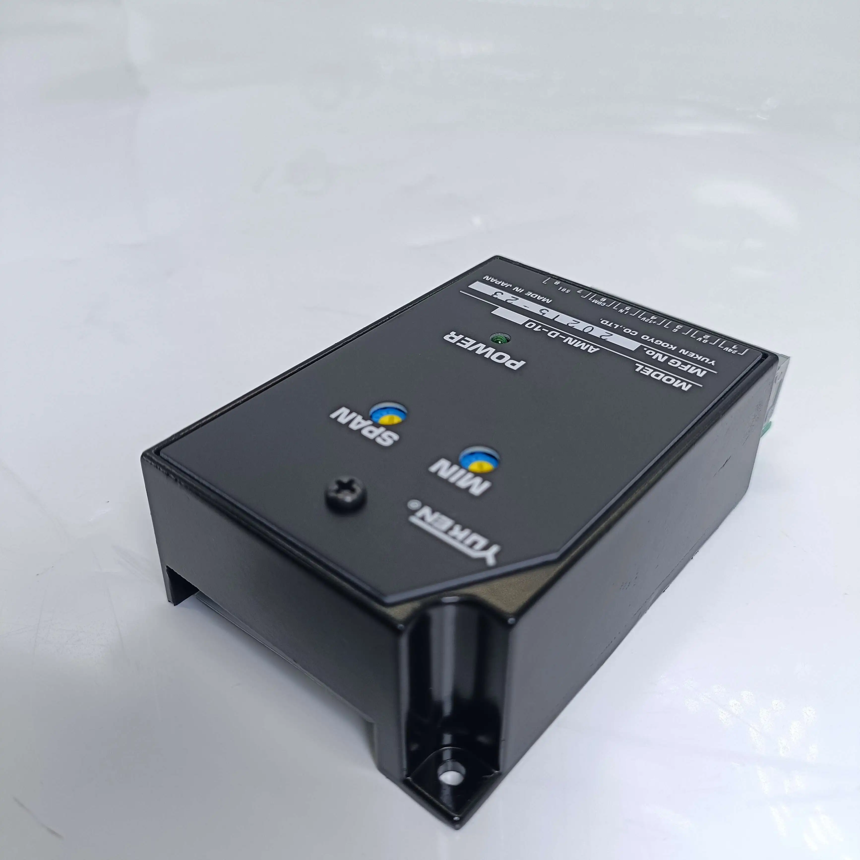 High Response Proportional Directional Control Valve Electro-hydraulic Power Amplifier Amplifier AMN-D-10