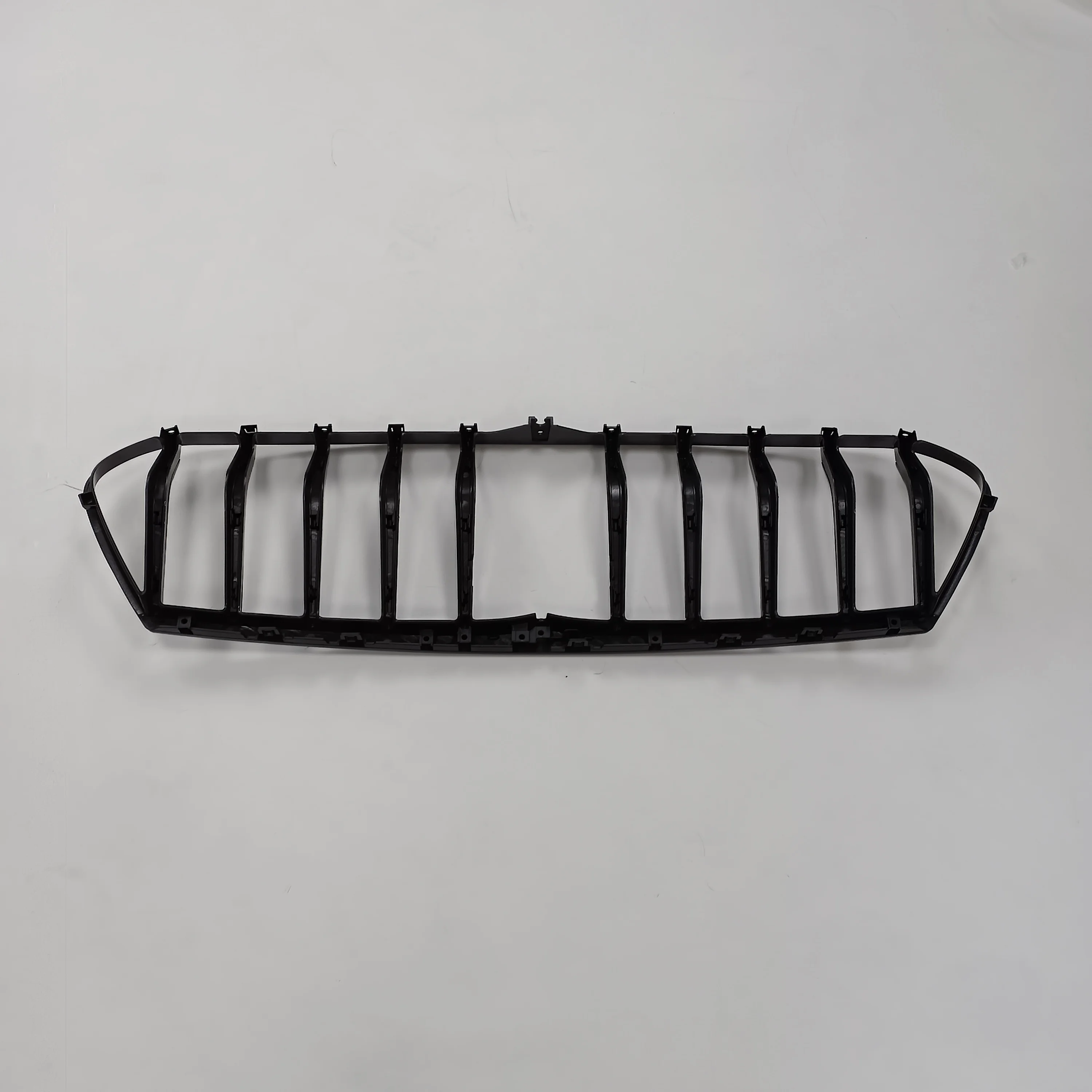 마세라티 기블리 업그레이드용 블랙 크롬 프론트 라디에이터 그릴 (2014-2018) OEM670011097 트로피 바디 키트