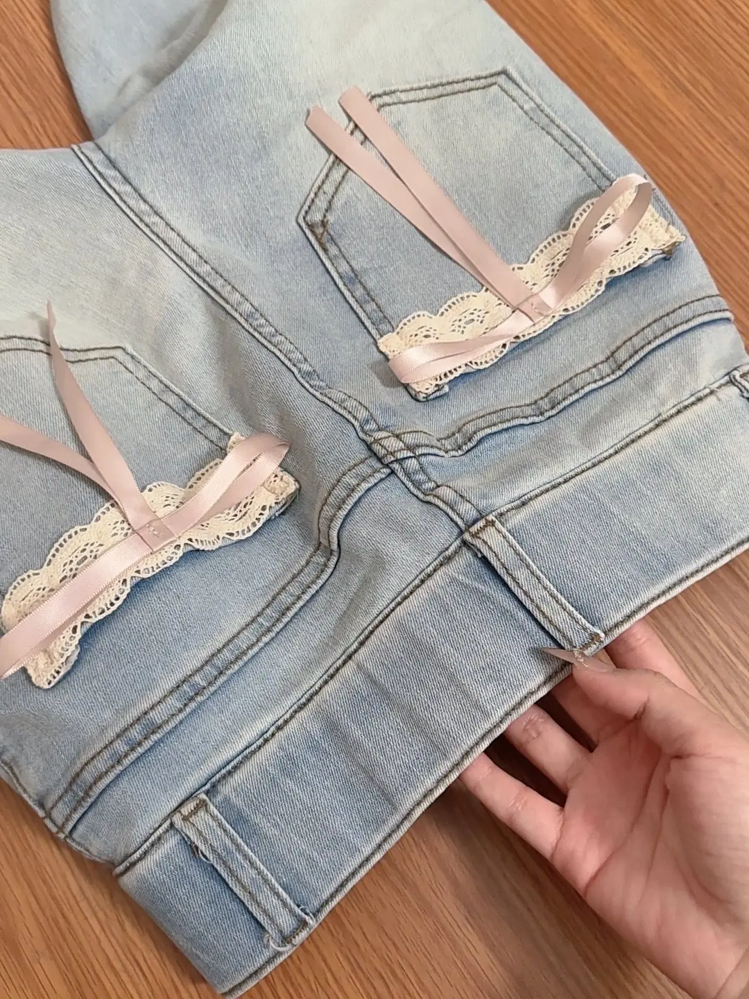 

Светло-голубые женские джинсы-клеш с высокой талией, весна 2025, утягивающие, эластичные, широкие брюки, повседневные длинные штаны на молнии