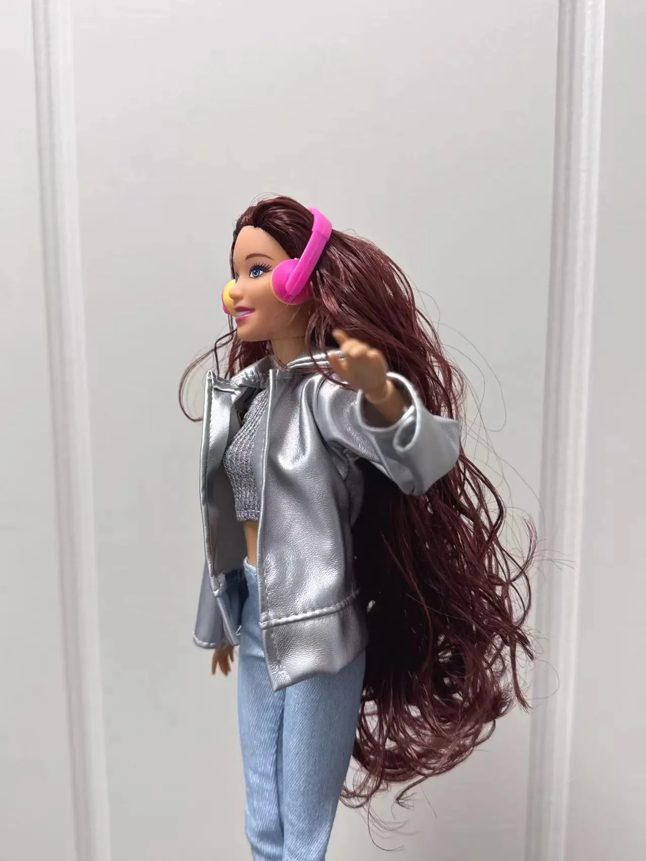 30 cm Cool Girl BABI Puppe Spielzeug Mode Silber Jacke + Denim Hosen Set 1/6 BJD Puppe Lockiges Haar Gelenke bewegliche Tägliche Dress Up Spielzeug