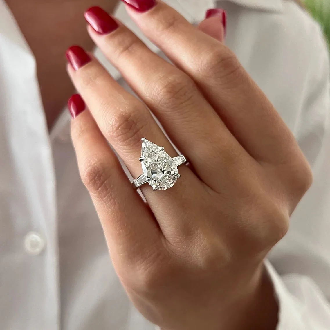 5 Carat EF VS-VVS Lab Grown Diamond Three Stone Ring CVD HPHT Diamond Pear Cut & Tapered Baguette Trilogy Ring In Platinum 950