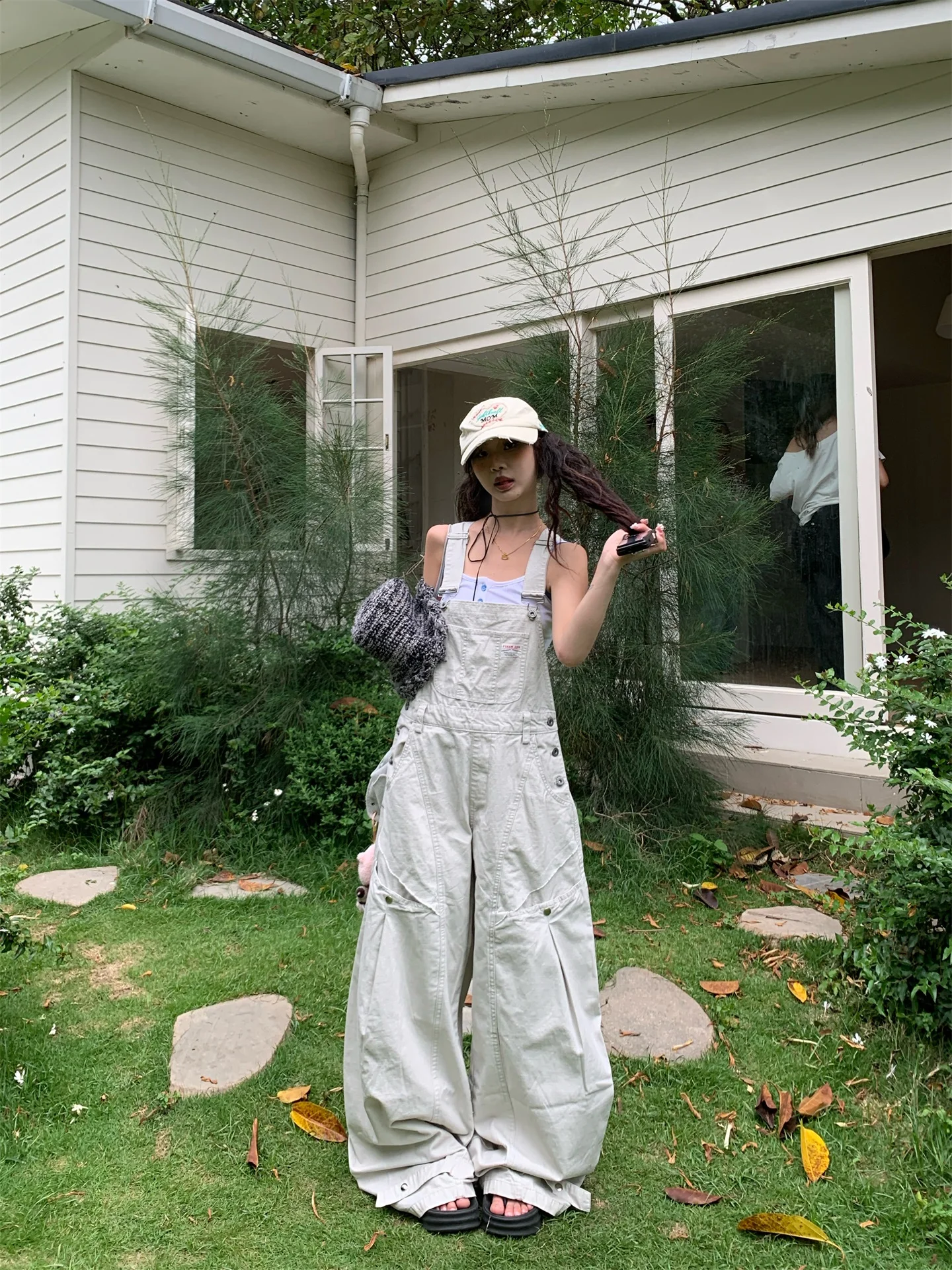 

Ретро-комбинезон с высокой талией для женщин, свободные брюки с широкими штанинами и большими карманами, уличный стиль, выцветшие брюки.