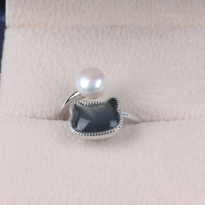 Cat Star Black Shell Natural White Color Real adjustable button Pearl Ring