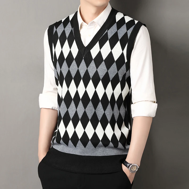 

Men's V-Neck Knit Vests Argyle Waistcoat Spring Autumn Business Casual Suit Vests Knitting Tops