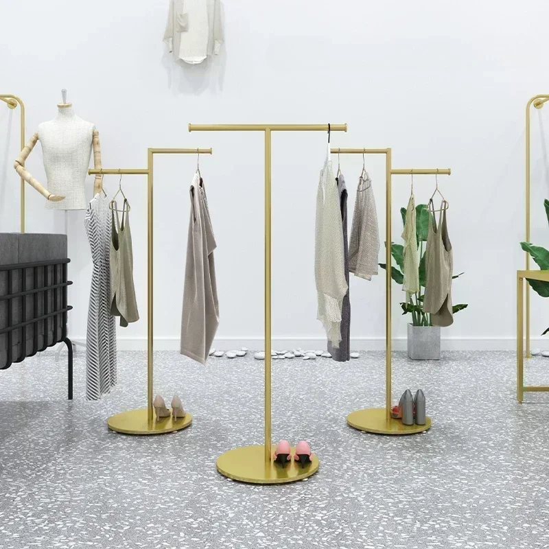 Positive hanger floor-to-ceiling window display rack