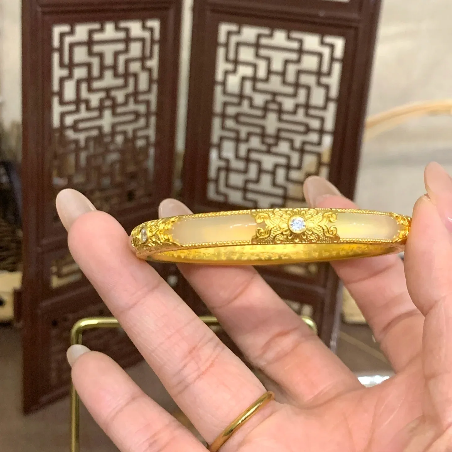 New Women's Bracelet Palace Style Golden Jade Good Luck Hotan Jade Luxury Jewelry 9999 24K real gold