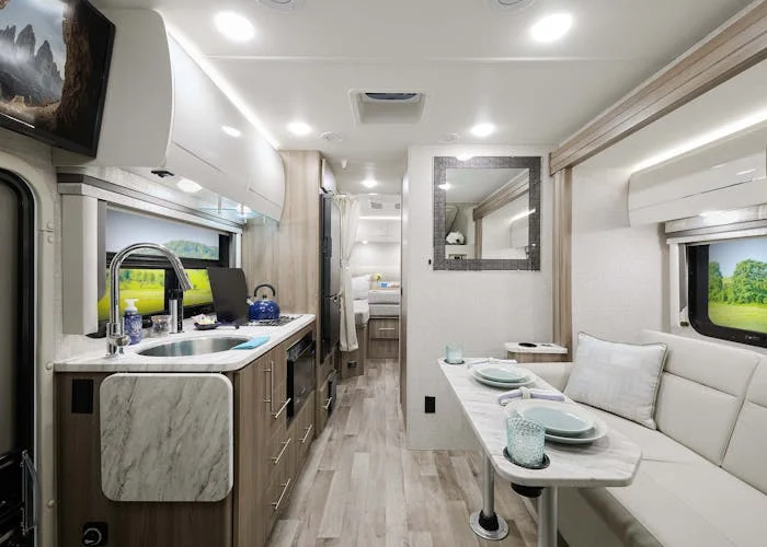 2026 Motorhome 4x4 Overland Versatile Long Bed 8x8 Motorhome Rv Caravan