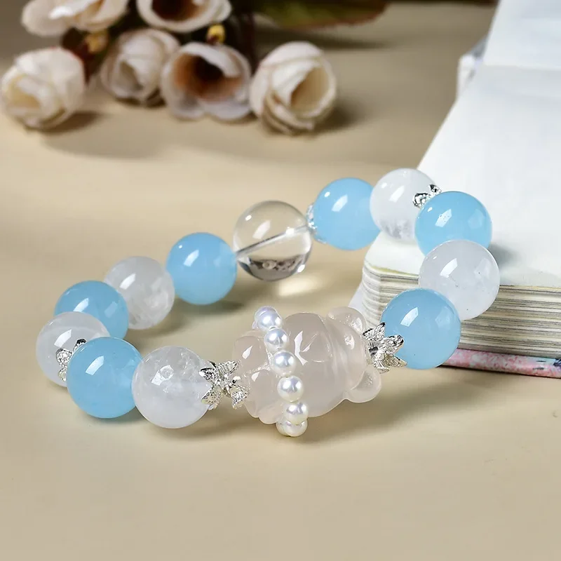 

Natural White Asse Aquamarine Bear Bracelet Ladies Light Luxury Fashion Lucky Bracelet