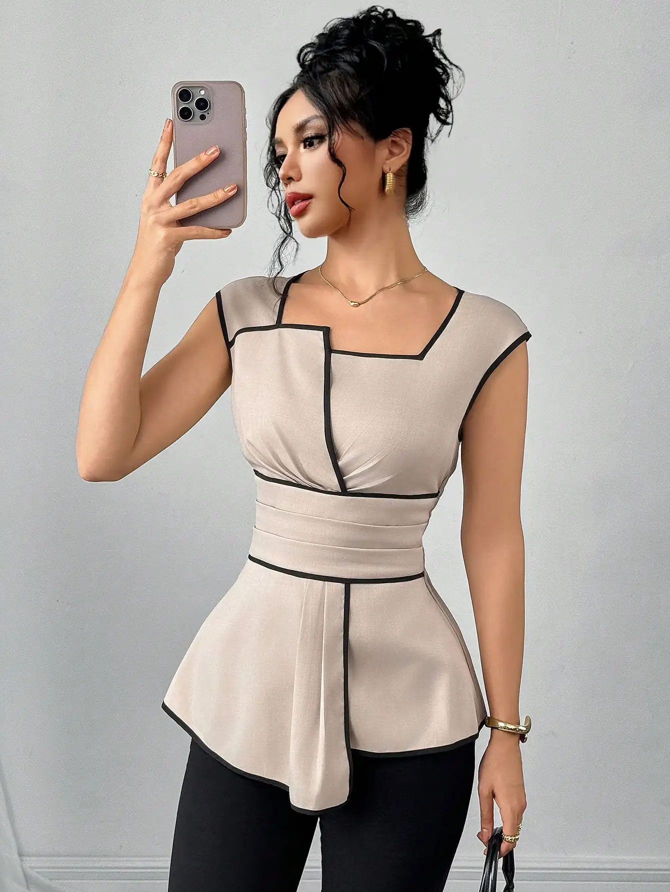 

Элегантная блузка с квадратным воротником и контрастной отделкой для женщин, офисный деловой повседневный стиль