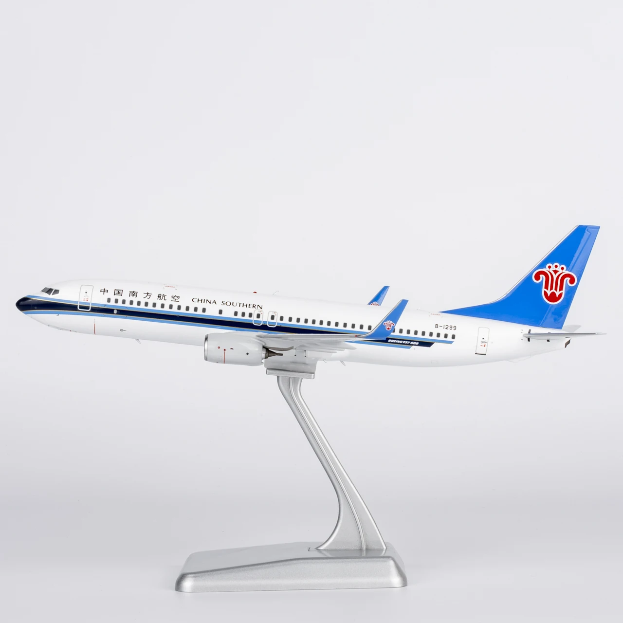 

24193 Alloy Collectible Plane Gift NG Model 1:200 China Southern Airlines Boeing B737-800 Diecast Aircraft Jet Model B-1299