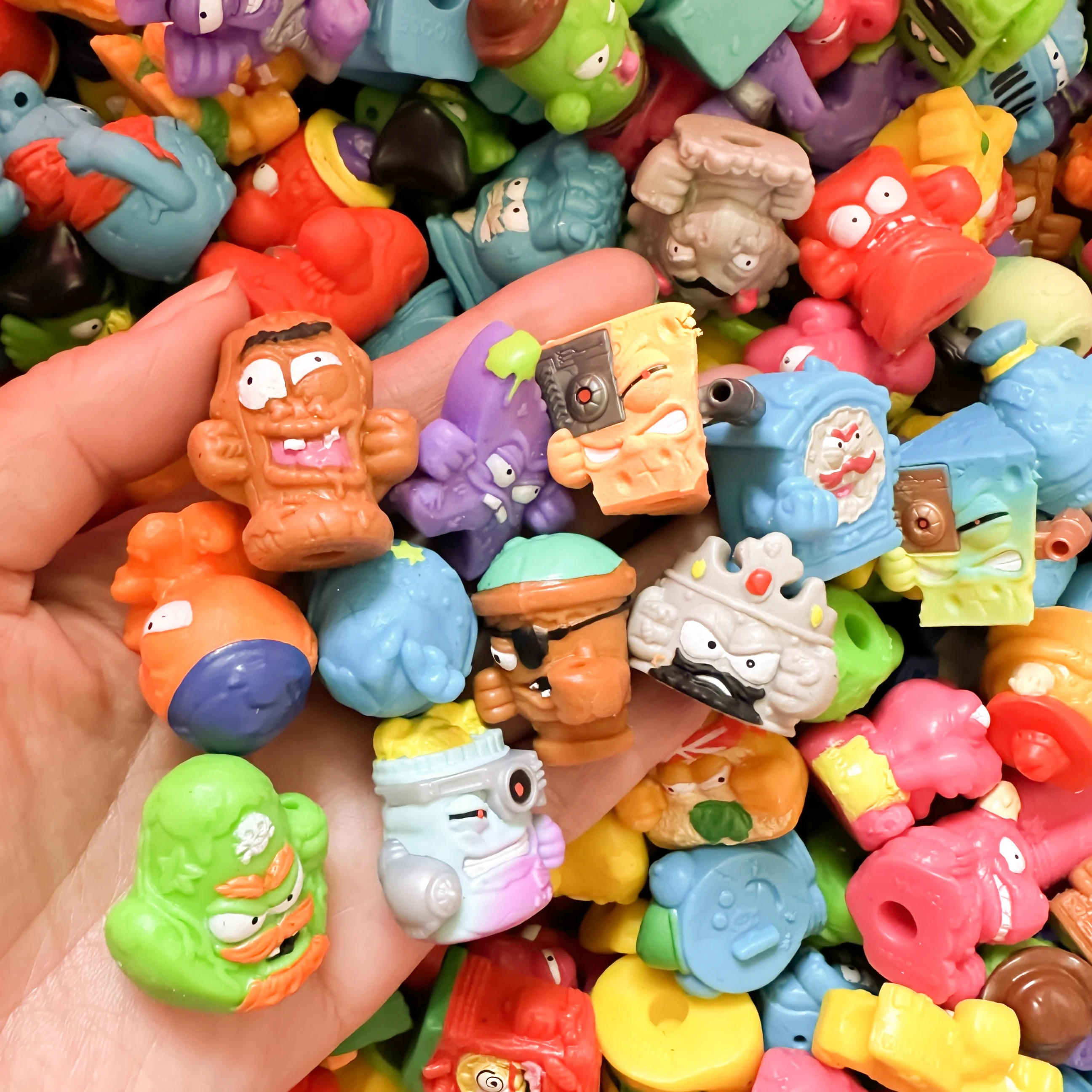 LPS DOGS 20/40pcs Random Garbage The Grossery Gang Cartoon Anime Action Figures Toys  Model Toy Dolls  Figures Gift Y24033001