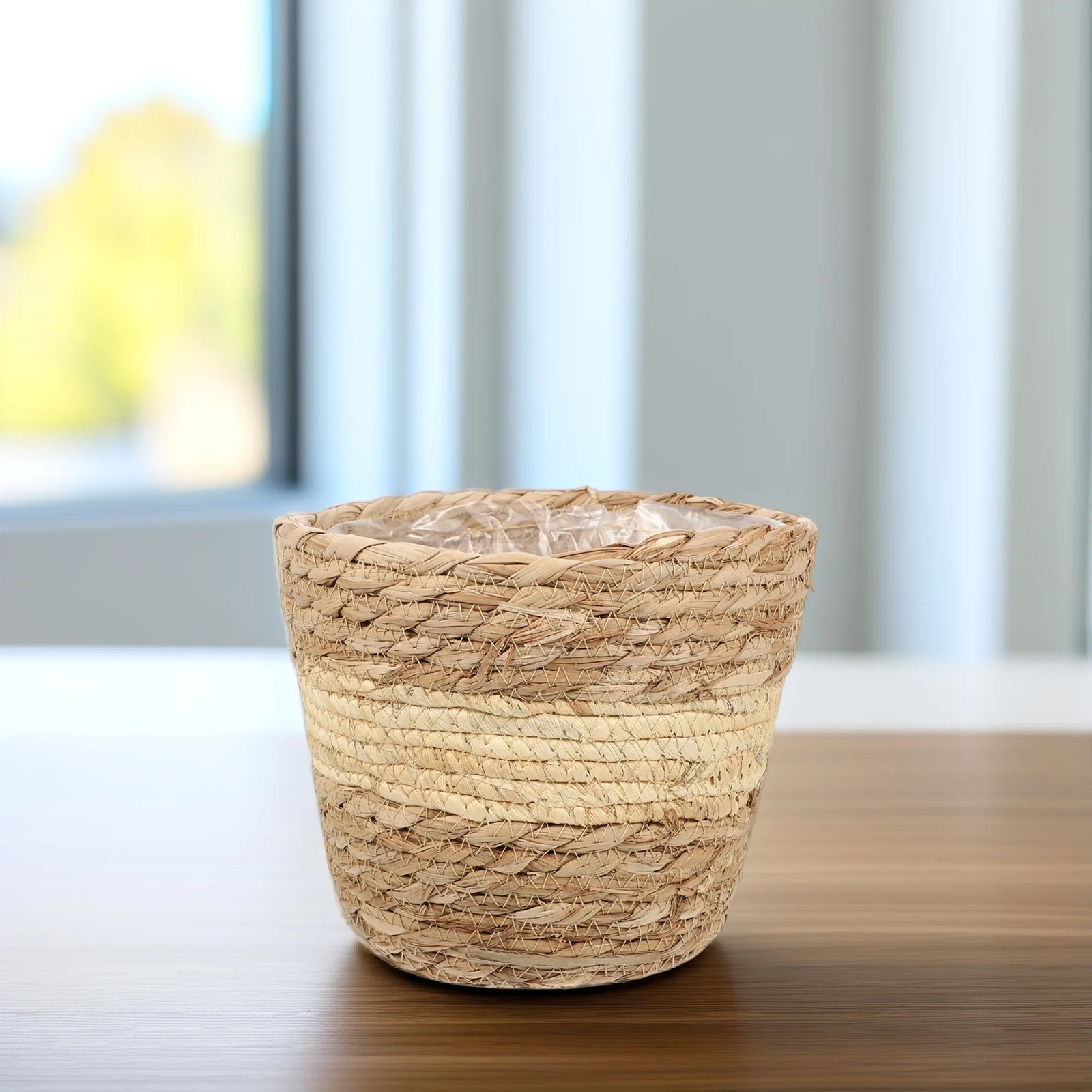 

Stylish Large Woven Plant Basket Decorative Flower Arrangement Basket for Rural Minimalist Interior Planter Baskets Indoor