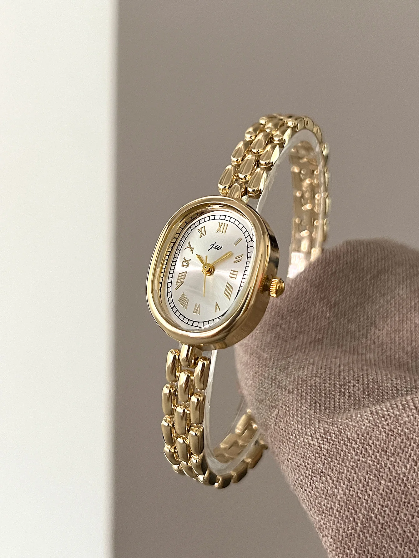 Fashion Women Watches Simple Oval Dial Bracelet Quartz Watches Student Luxury Gift Wristwatches Dropshipping Relojes Para Mujer