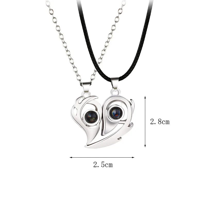 A Girl 2Pcs/set Couple Necklace Heart Projection Pendent 100 Languages I Love You Lovers Matching Pendant Necklace Jewelry