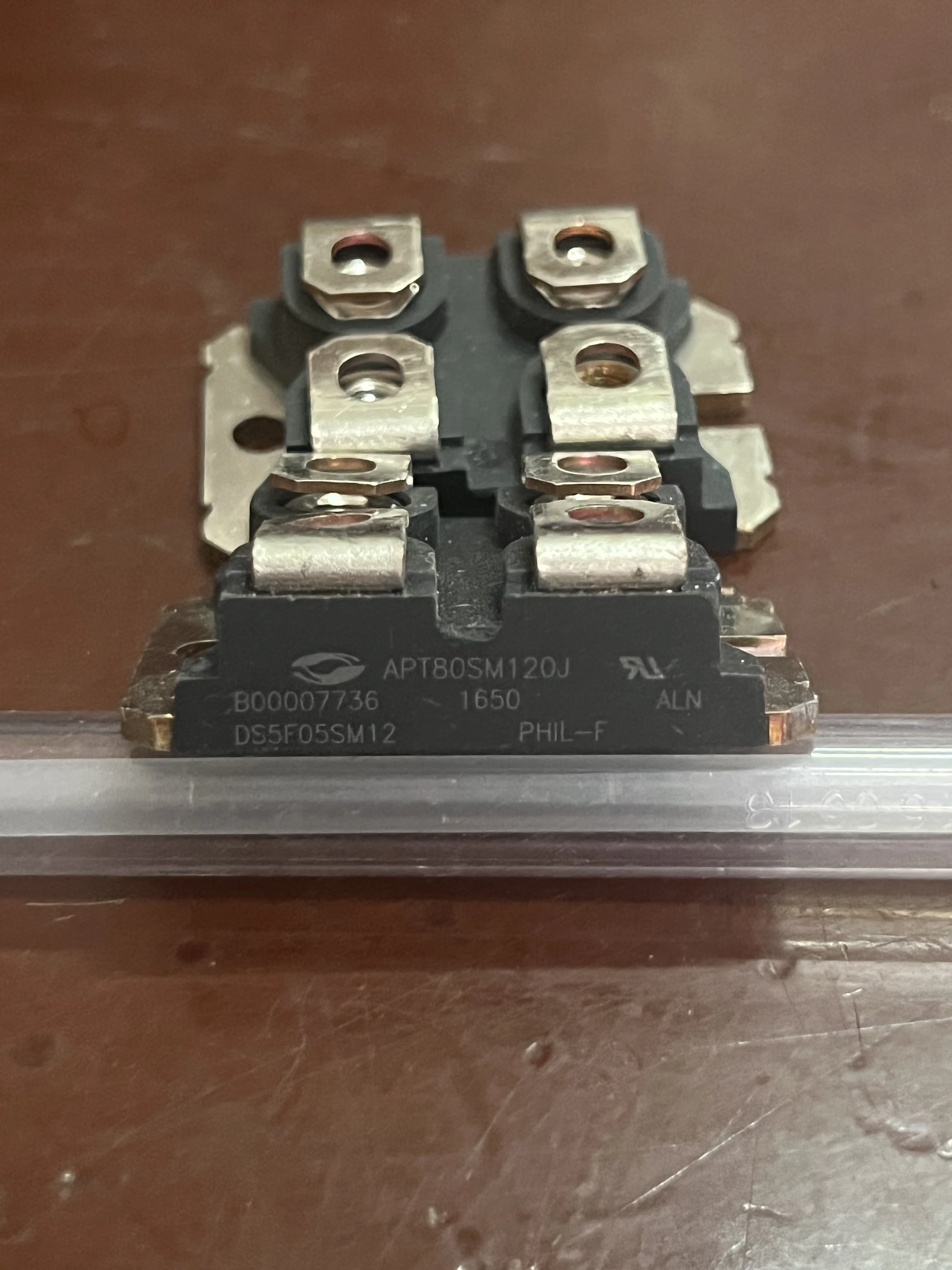 

APT80SM120J Four hole module silicon carbide 80A1200V MOS