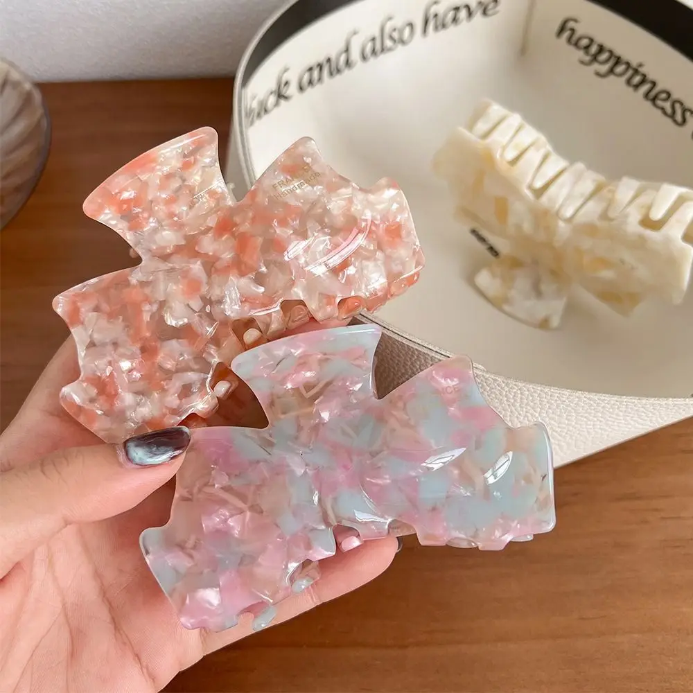

Geometric Retro Bow Acetate Hair Claw Hair Clip Headwear Solid Color Shark Clip Geometry Hairpin Korean Style Shark Clip Female