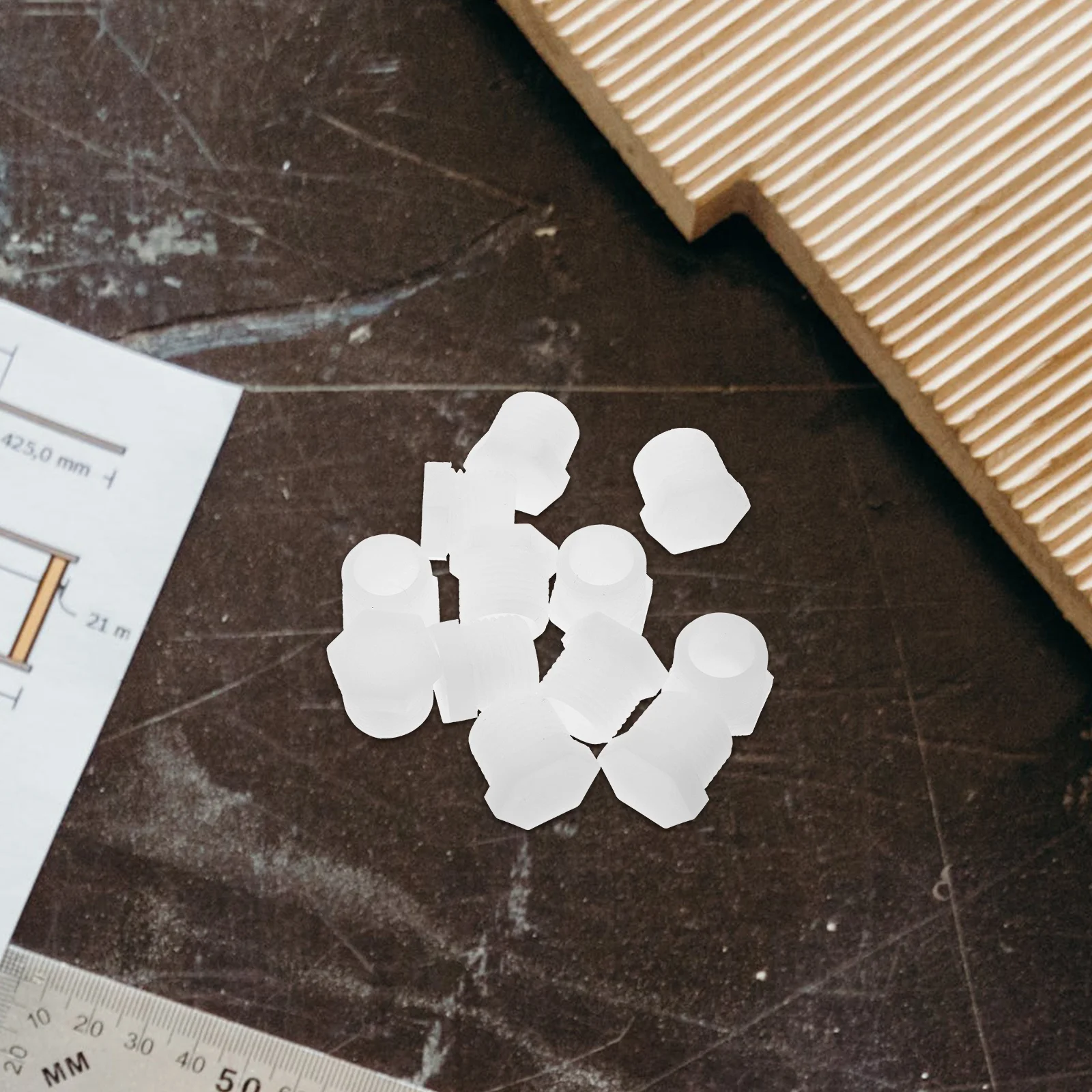 

12pcs Rv Water Heater Drain Plugs Easy Install Blockage Prevention Camper Water Heater Drain Stoppers Lightweight Compact Design