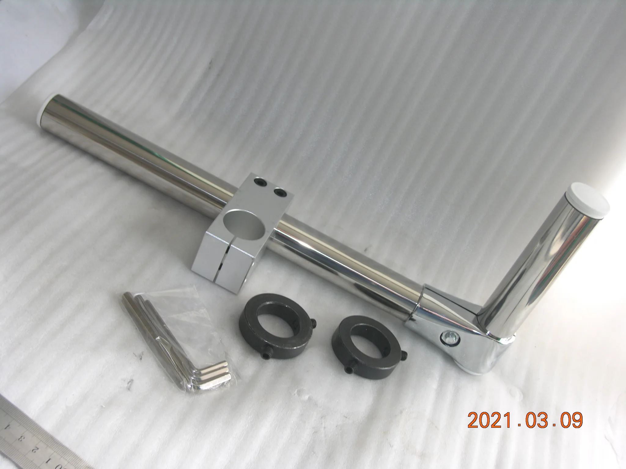 The upgrade plan of the microscope universal bracket cross bar bracket is a column long cross bar with a diameter of 32 mm