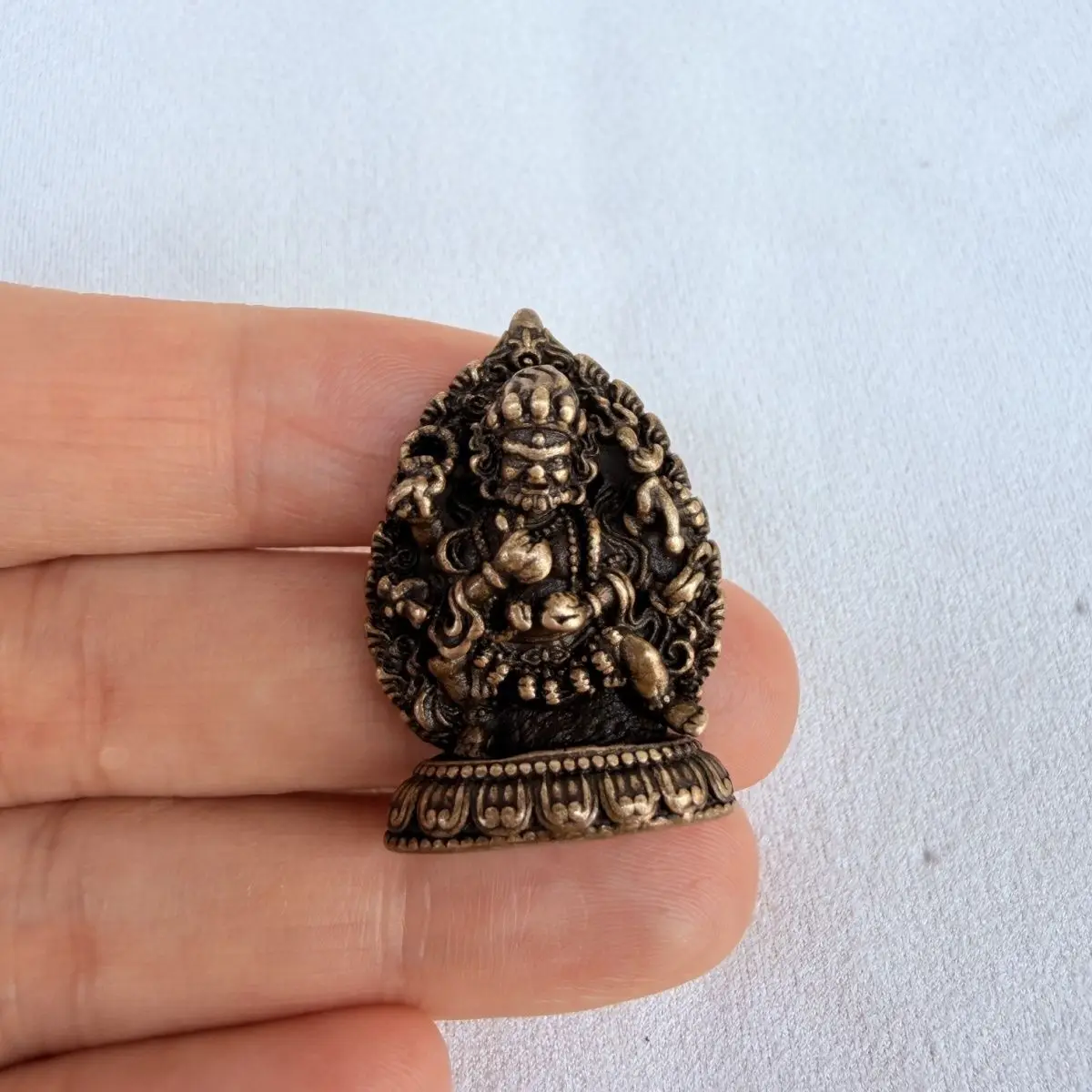 Tibet Tibetan  Four-Armed Dharma Protector Statues Figurines Lucky Ornaments Home Decoration gifts